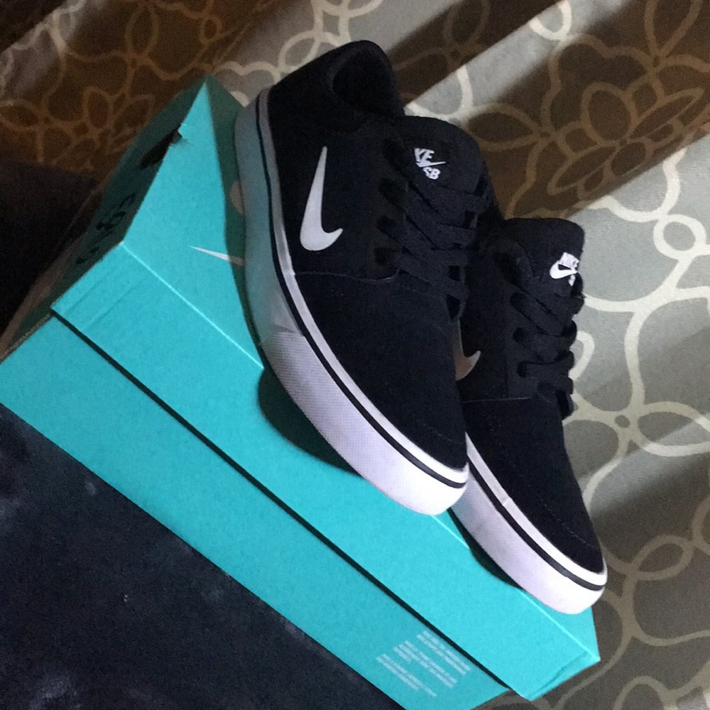 NIKE sb Portmore